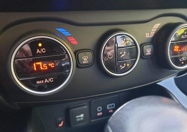Fiat Tipo cena 33900 przebieg: 152000, rok produkcji 2018 z Limanowa małe 191